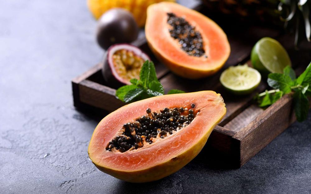 Lượng calo trong đu đủ chín cao hơn đu đủ xanh do có thêm đường tự nhiên Lượng calo trong đu đủ chín cao hơn đu đủ xanh do có thêm đường tự nhiên